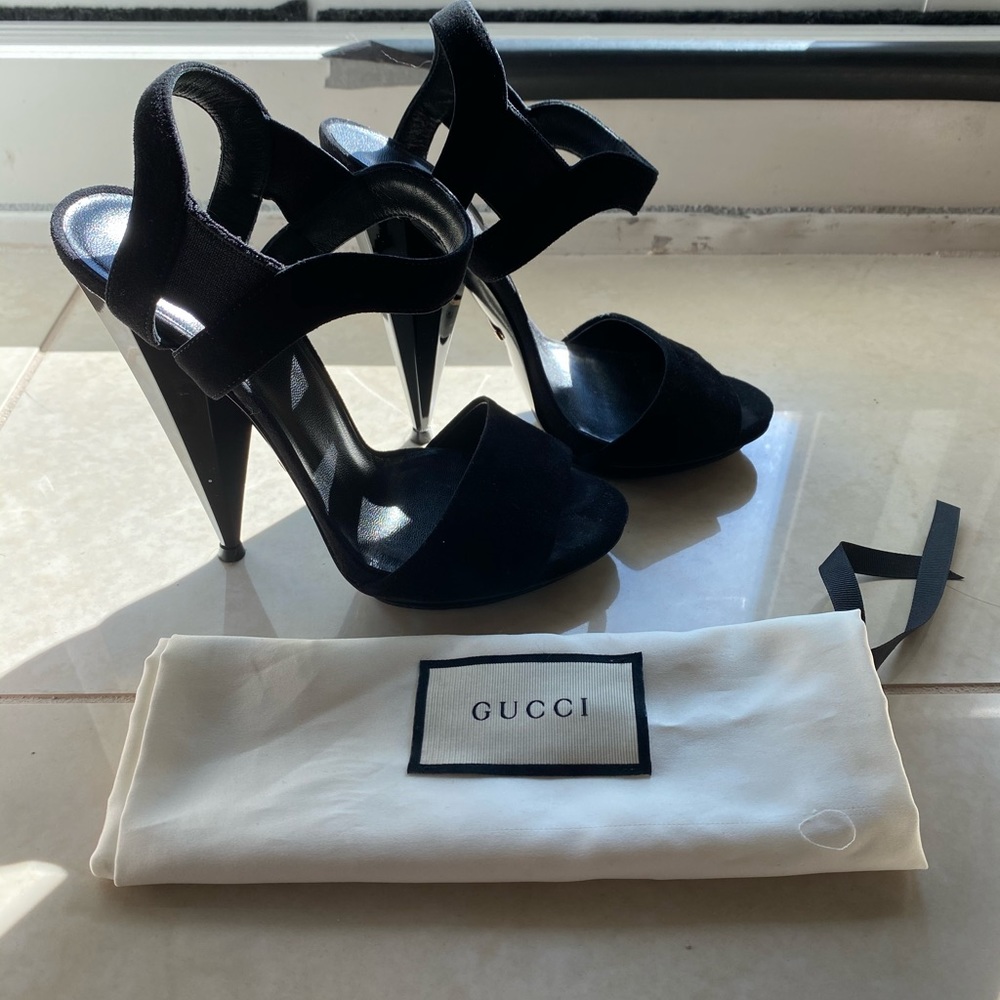Gucci black suede sandals
